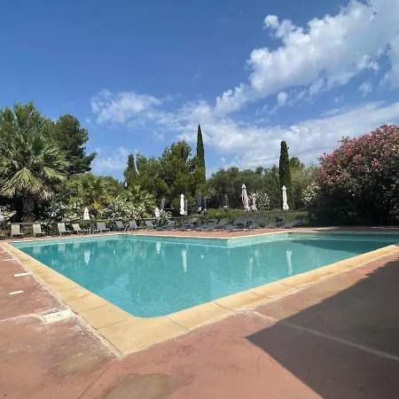 Domaine De Beaumont *